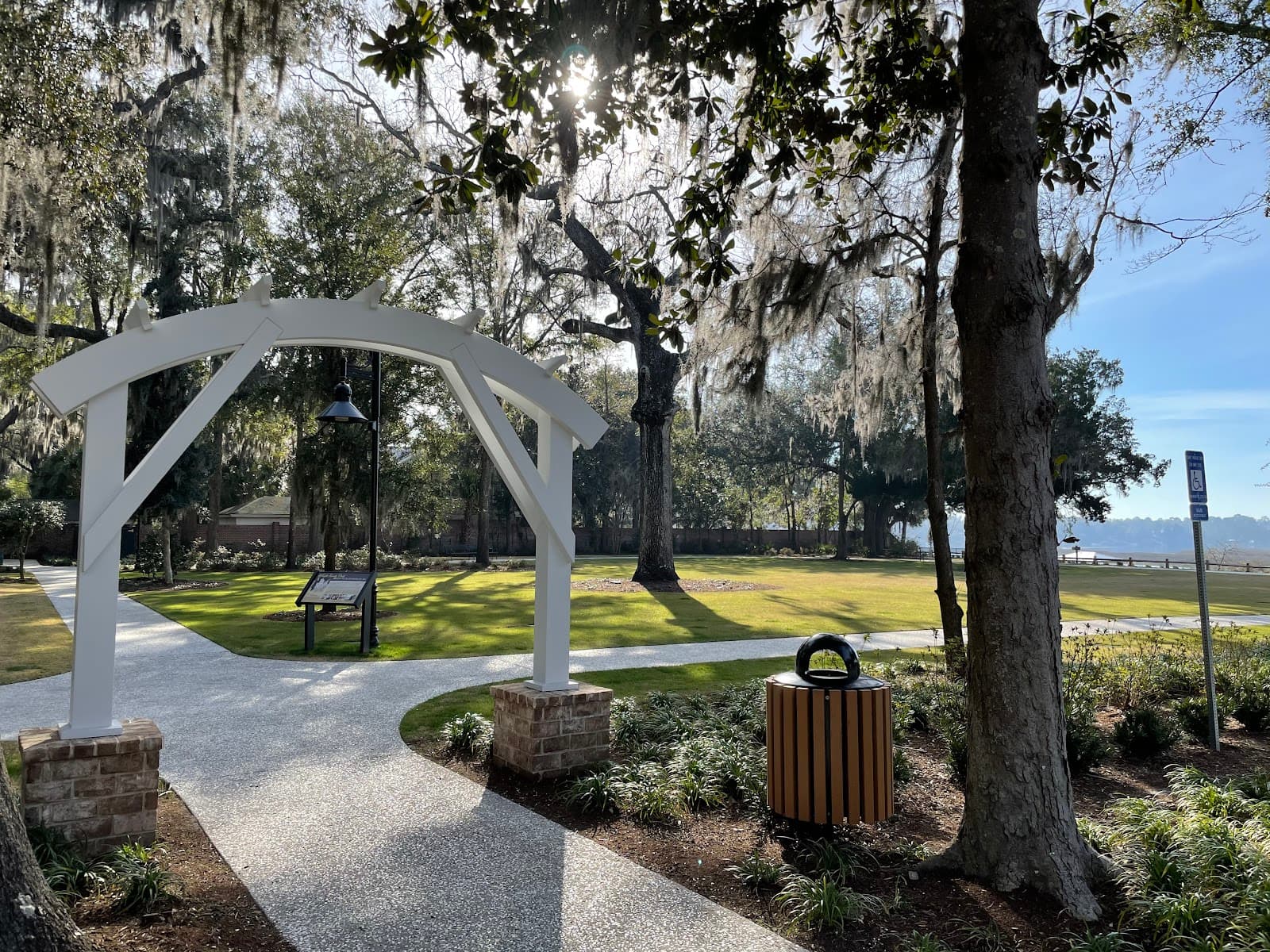 Wright Family Park & Calhoun Street Dock - Image 1