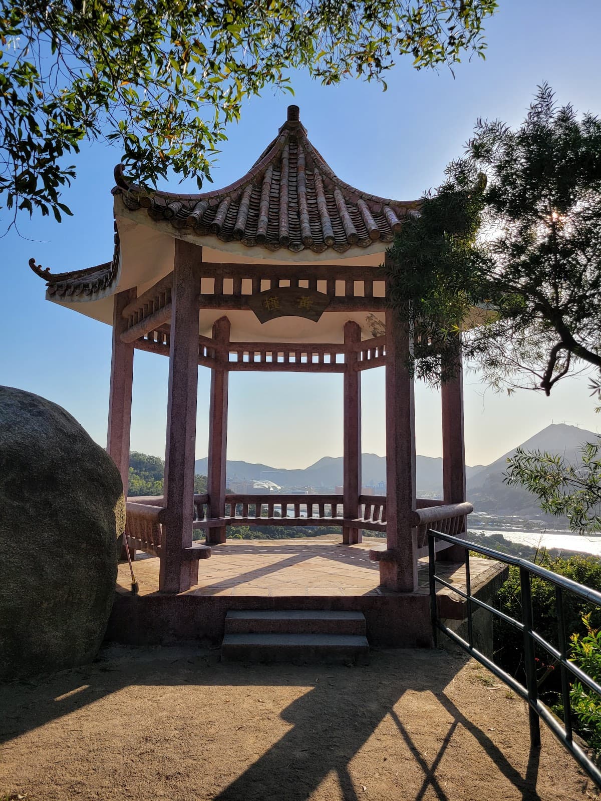 Coloane Trail - Image 1