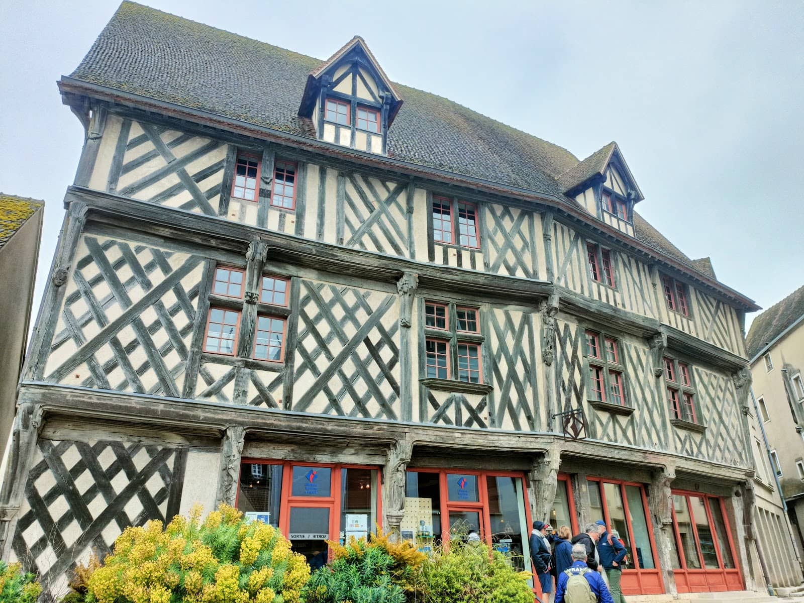 Local Products & Floral Scents