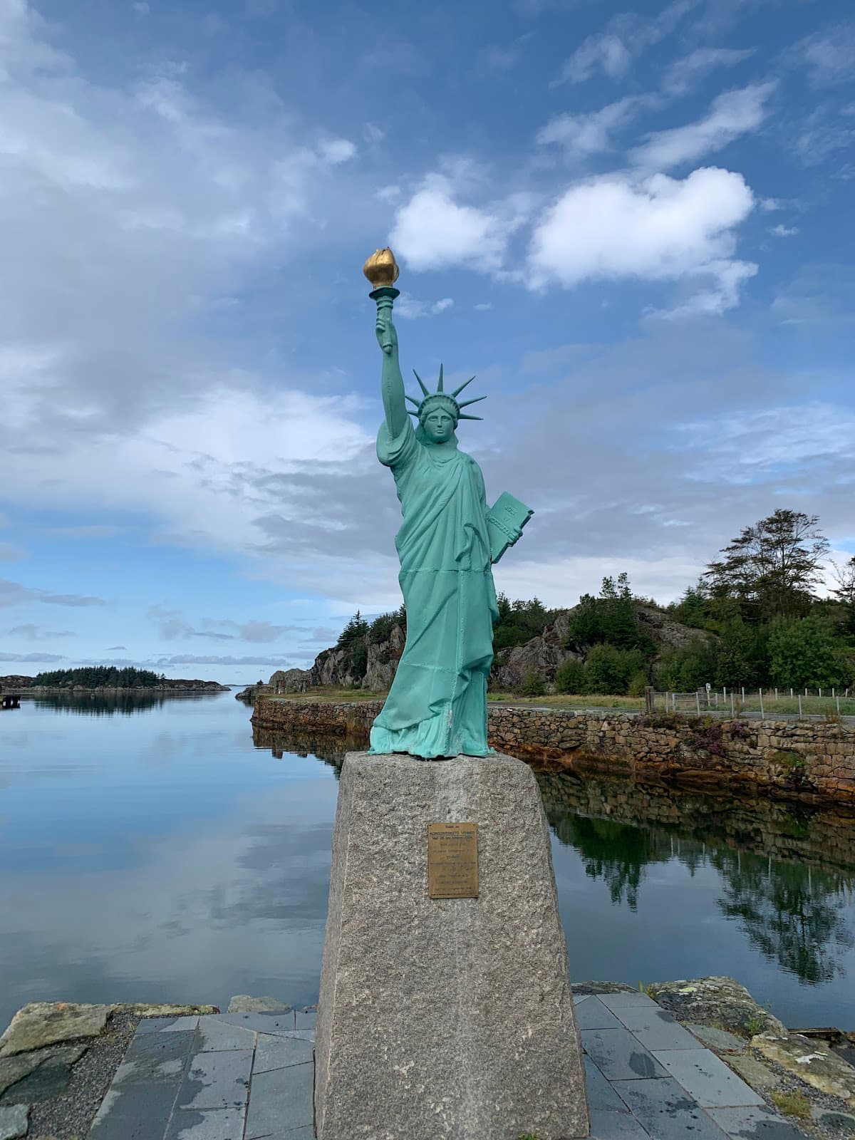 Visnes Mining Museum & Liberty Statue - Image 1