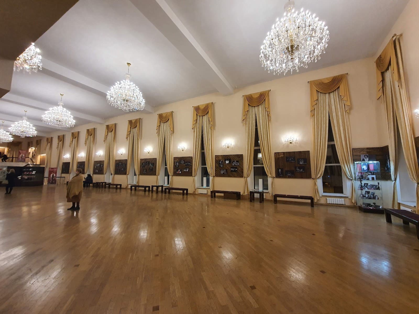 Sverdlovsk Academic Drama Theater - Image 1