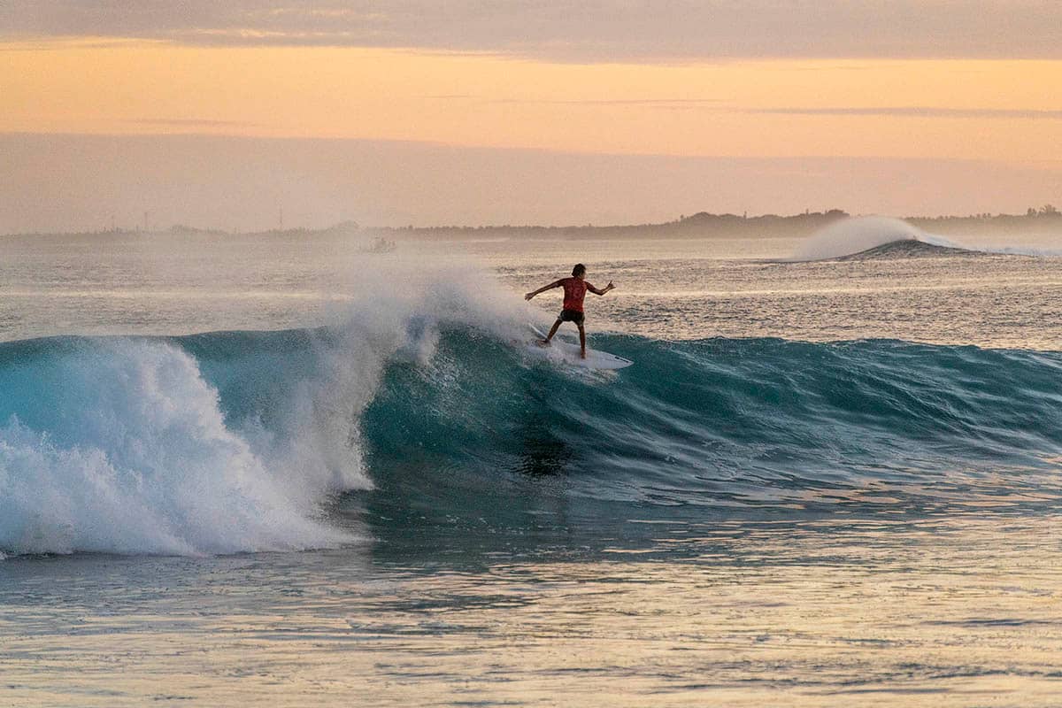 Thulusdhoo Island Hub