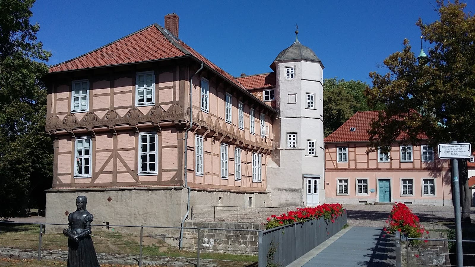 Schloss Fallersleben - Image 1