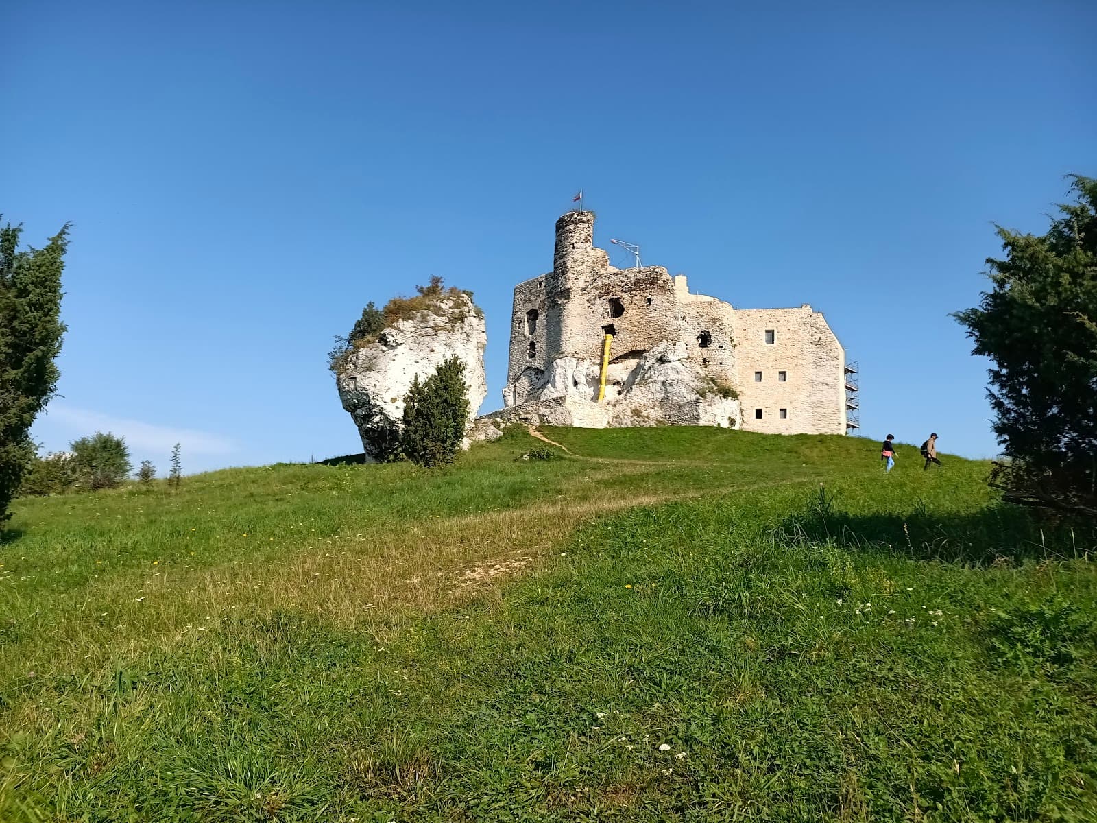 Mirow Castle - Image 1