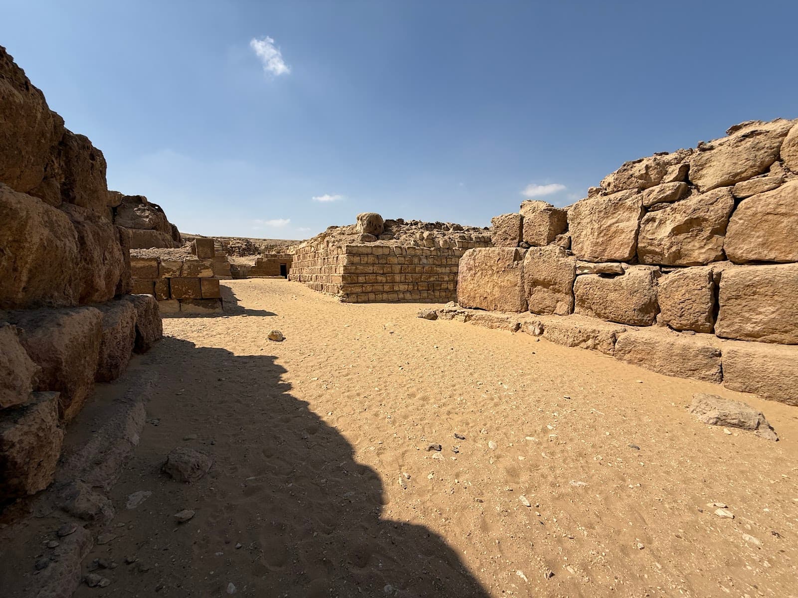 Western Cemetery Giza - Image 1