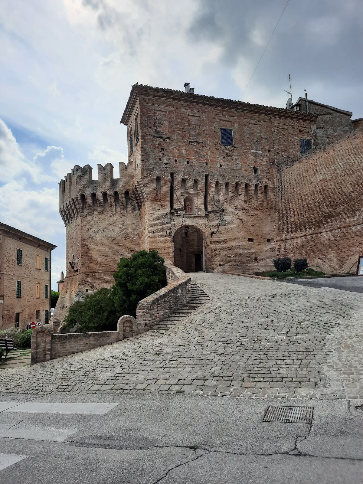 Corinaldo Day Trip Italy - Image 1