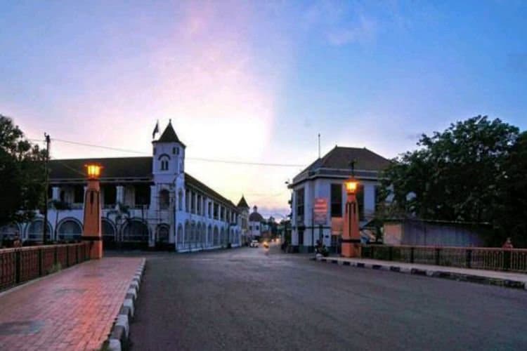 Berok Bridge - Image 1