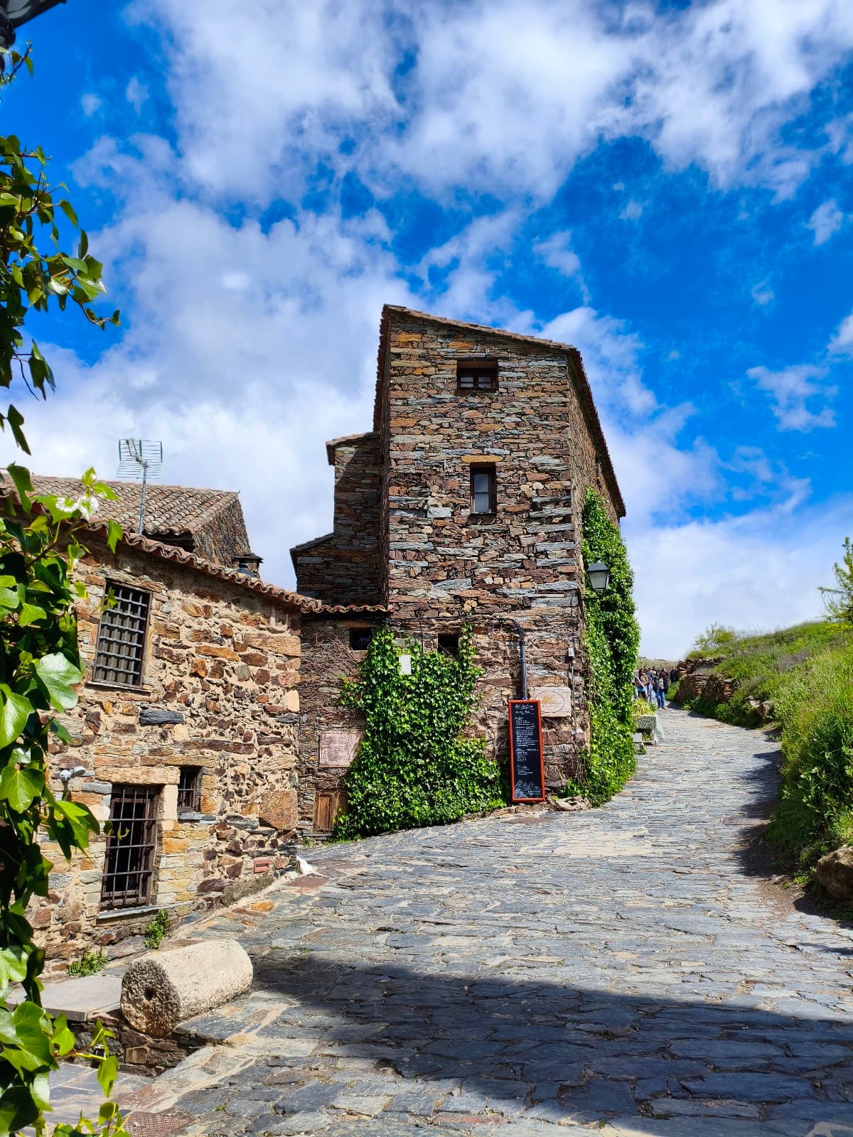 Patones de Arriba - Image 1