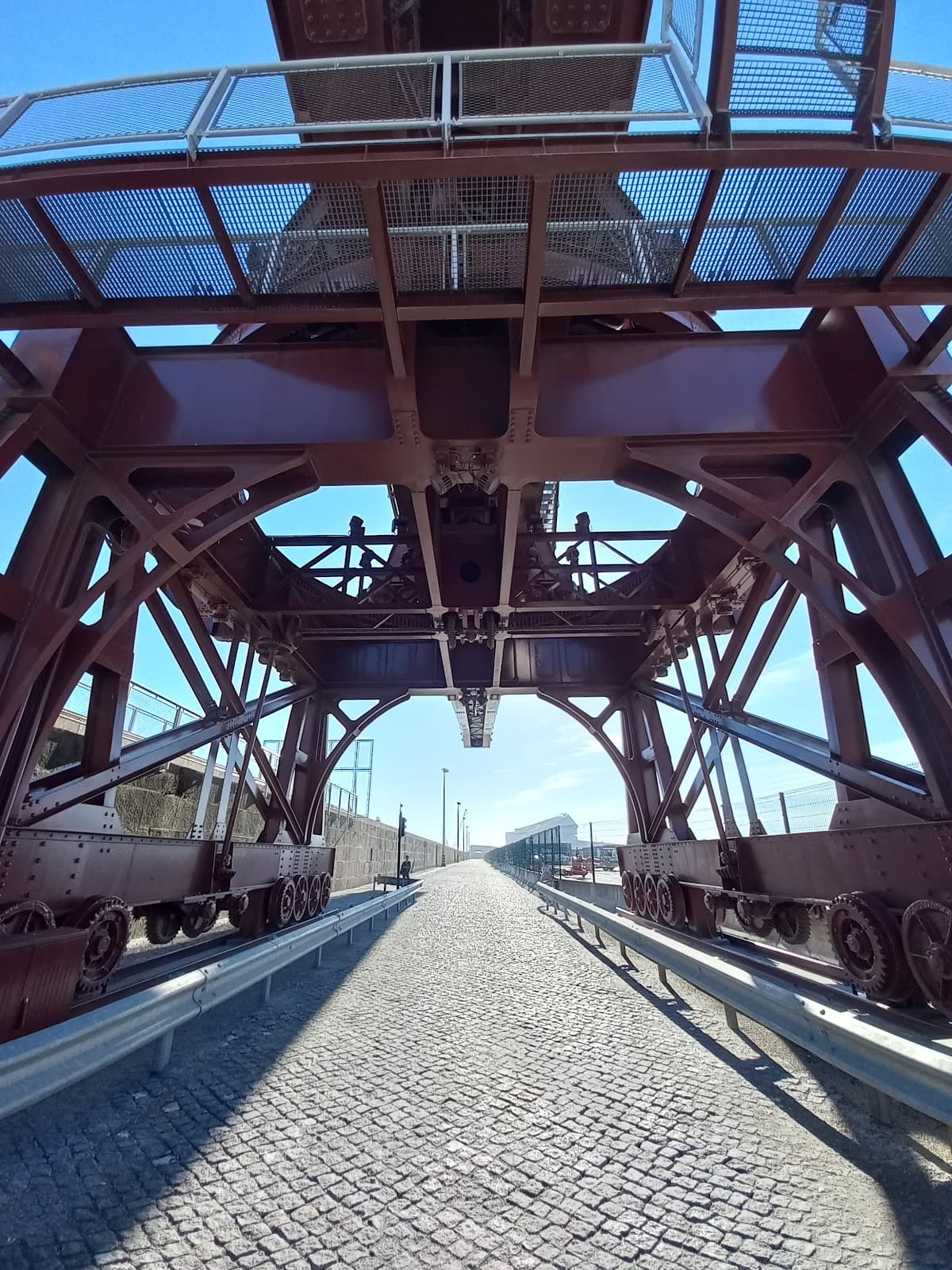 Titan of Leixões - Image 1