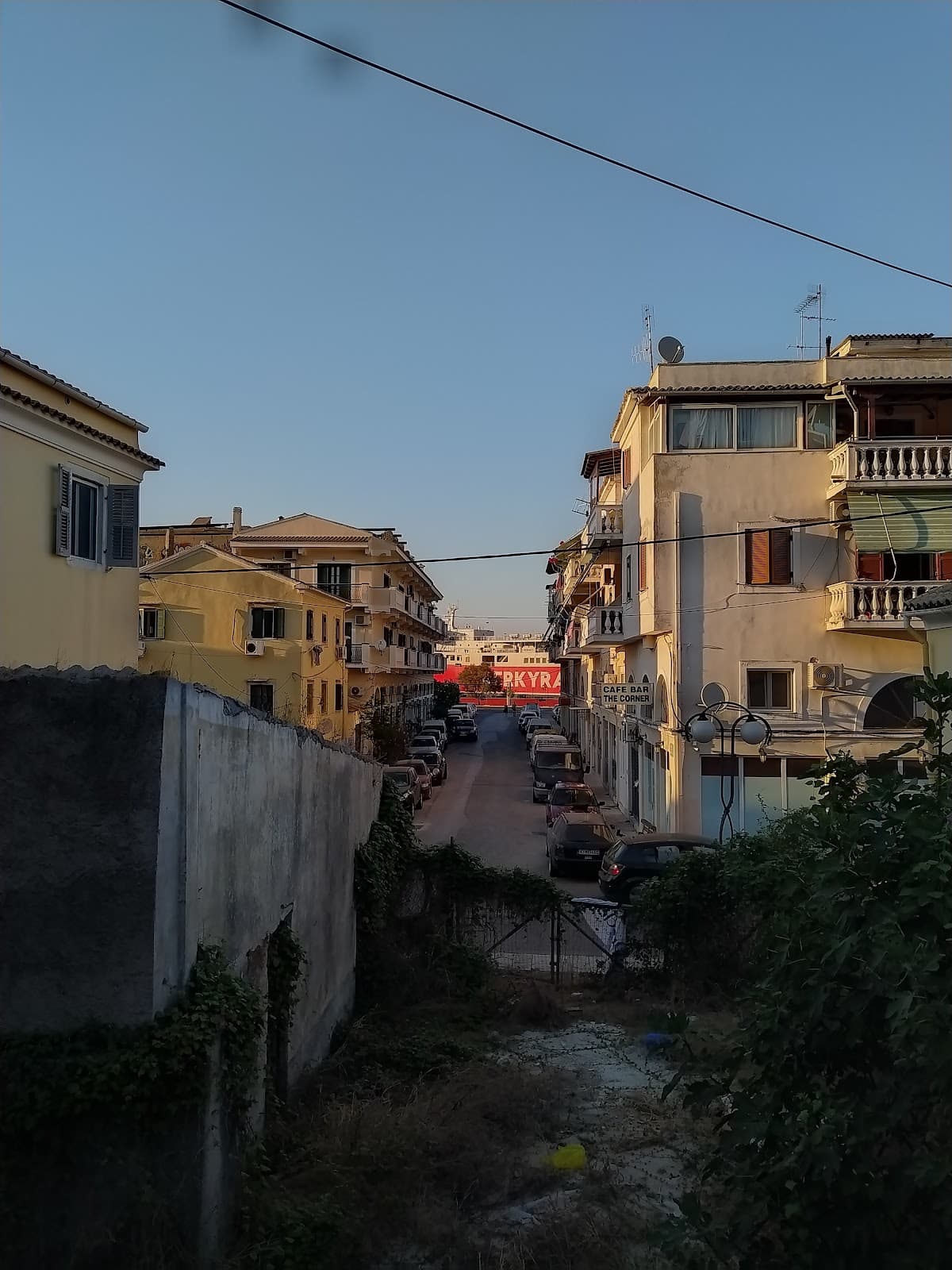 Mantouki Neighborhood - Image 1