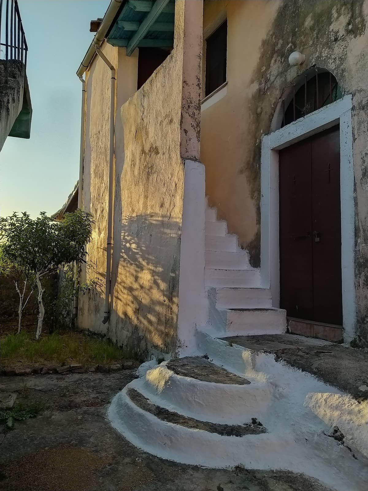 Vertical photo