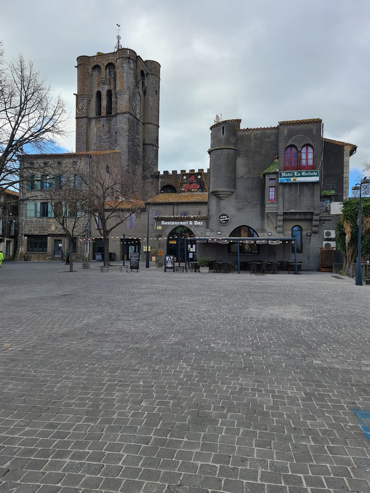 Centre historique d'Agde - Image 1