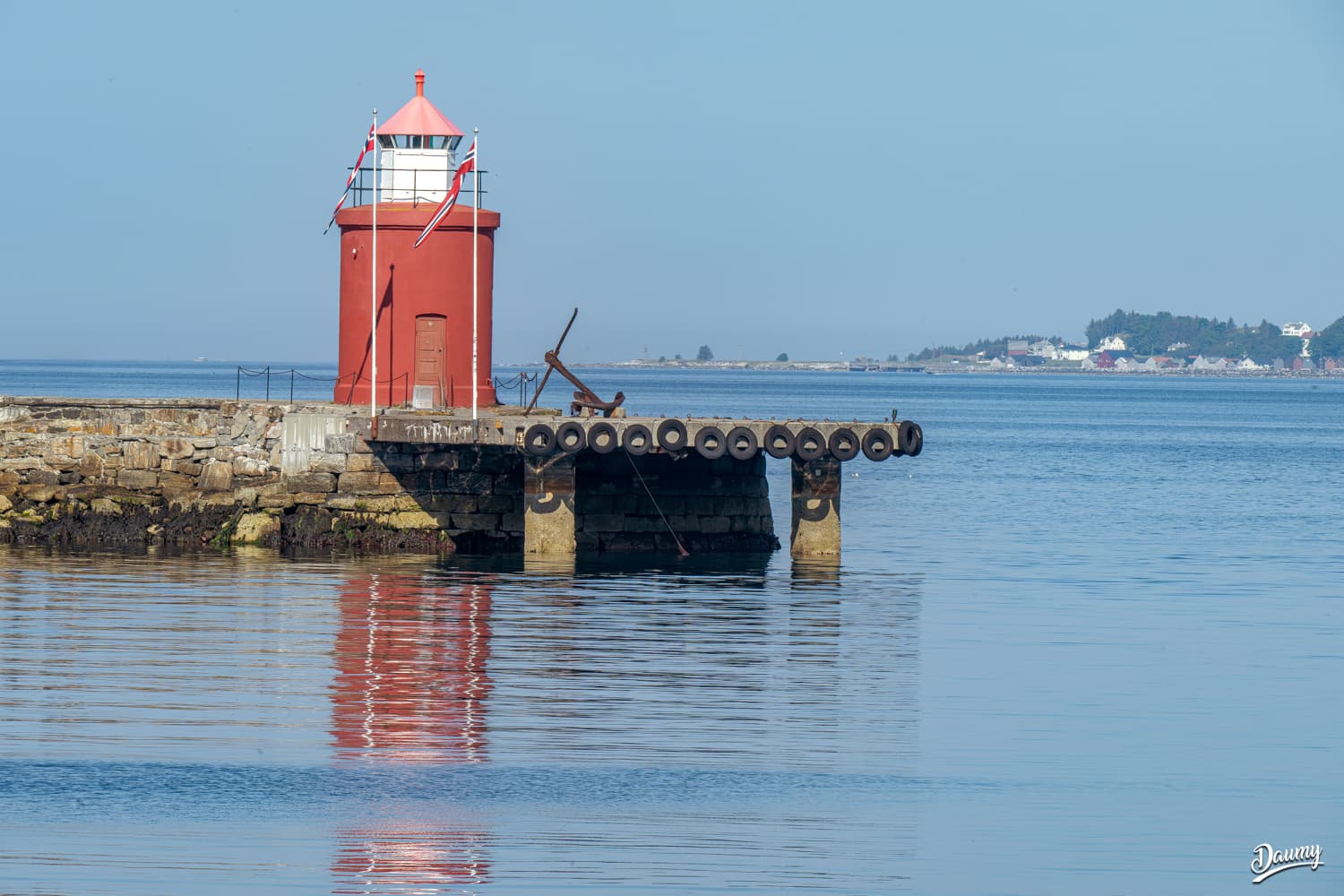Molja Lighthouse - Image 1