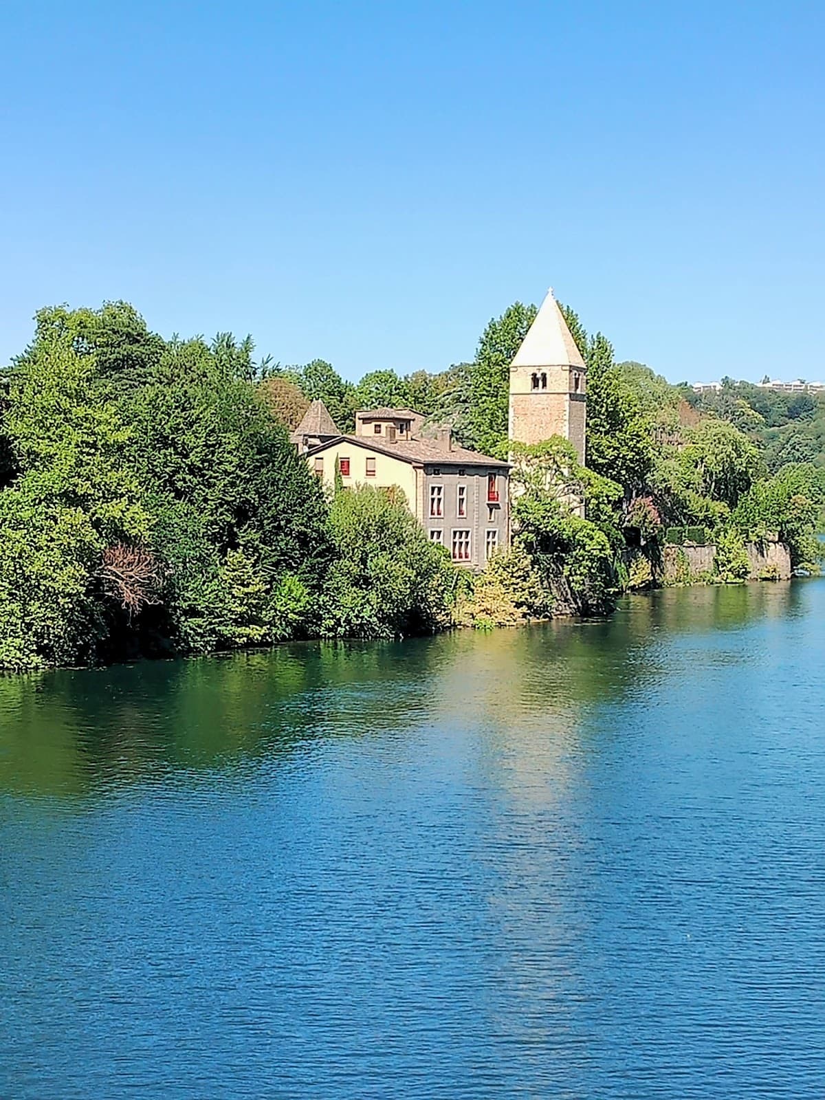 Île Barbe - Image 1