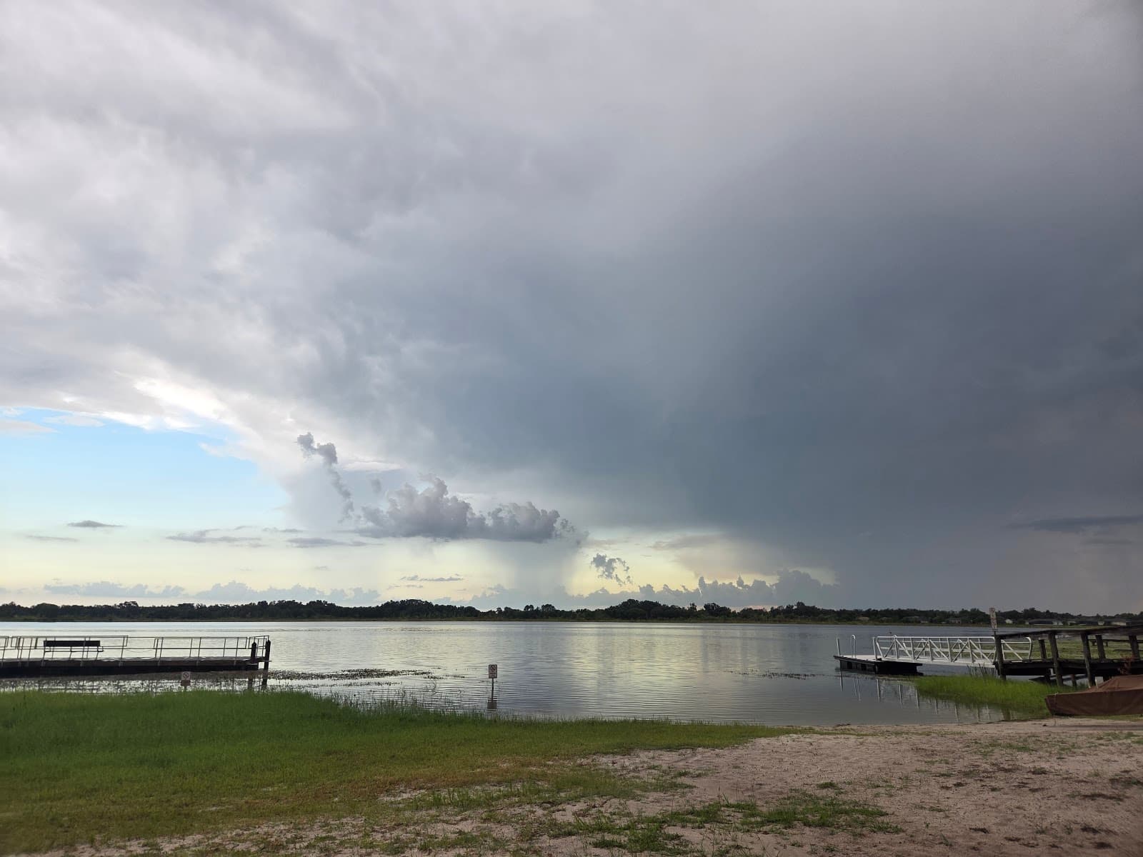 Lake Miona Park - Image 1