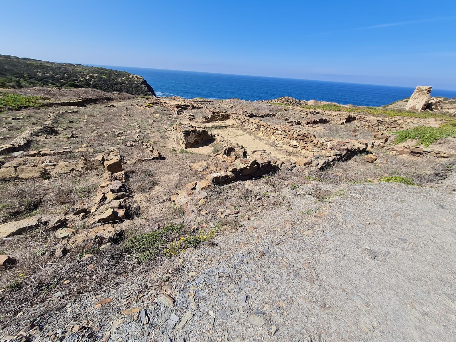 Ribat da Arrifana (Ponta da Atalaia) - Image 1