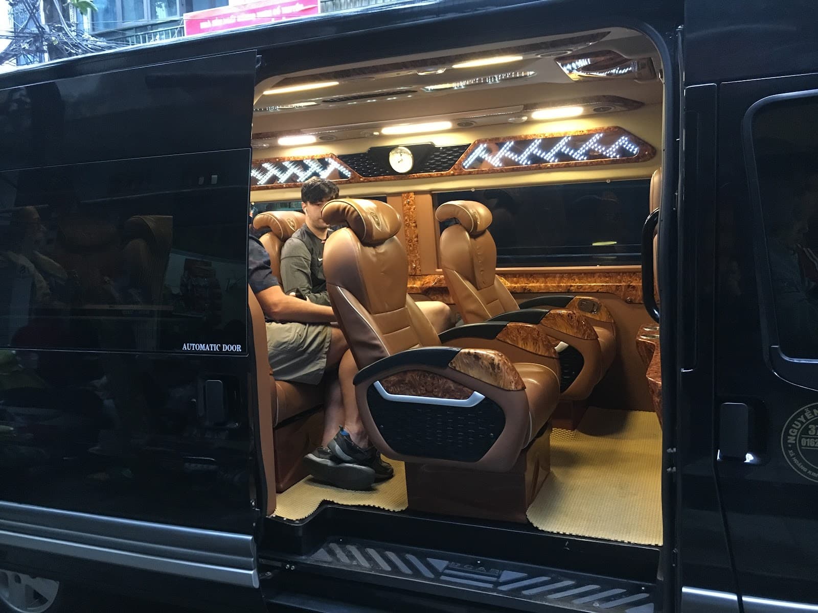 Ninh Binh (via Limousine Bus) - Image 1