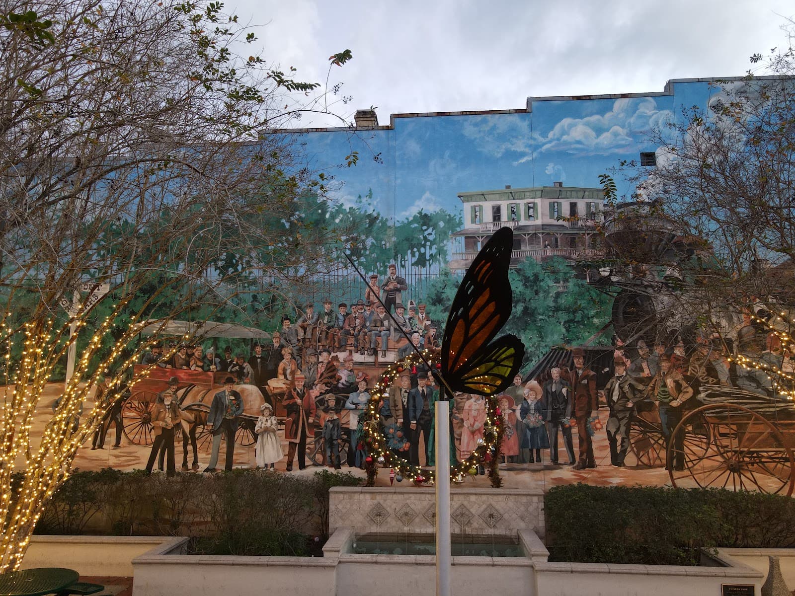 Pioneer Park Downtown - Image 1