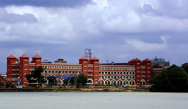 Howrah Junction Station - Image 1