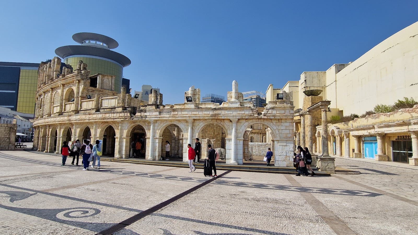 Unknown Exhibition Venue - Image 1