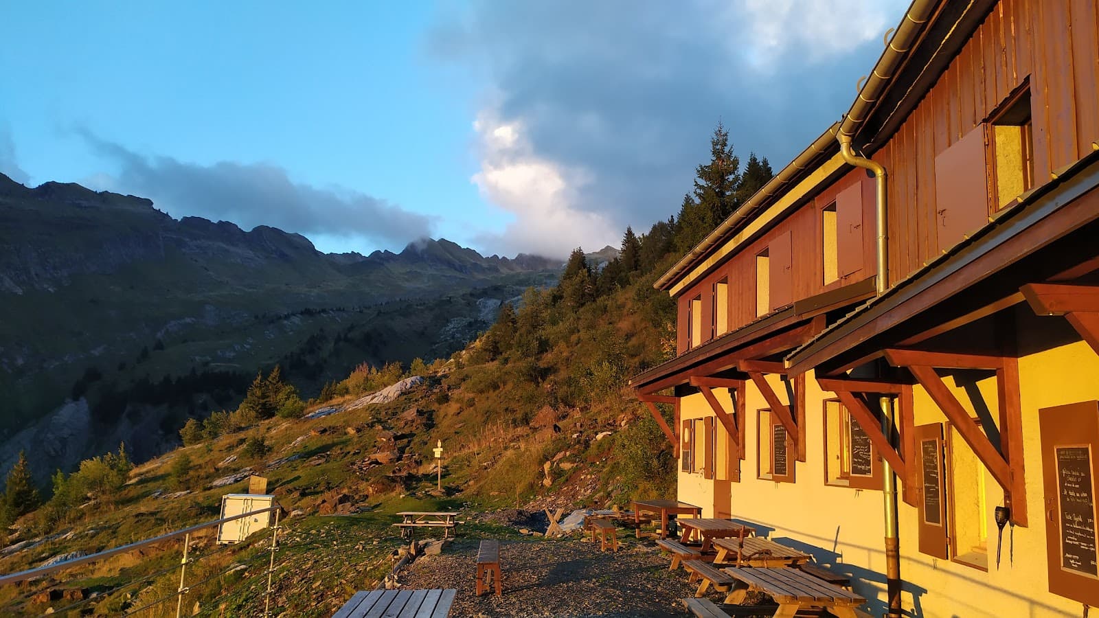 Refuge du Folly - Image 1