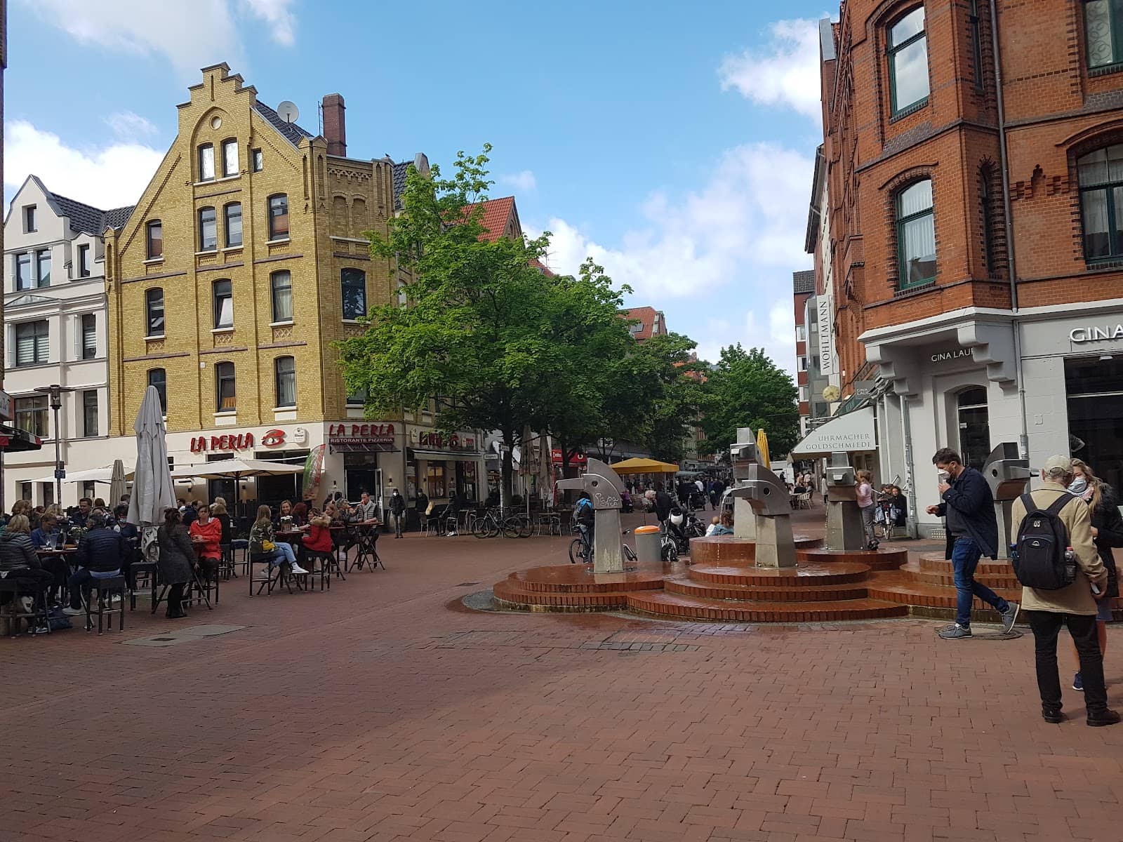 Leuenhagen & Paris Bookstore