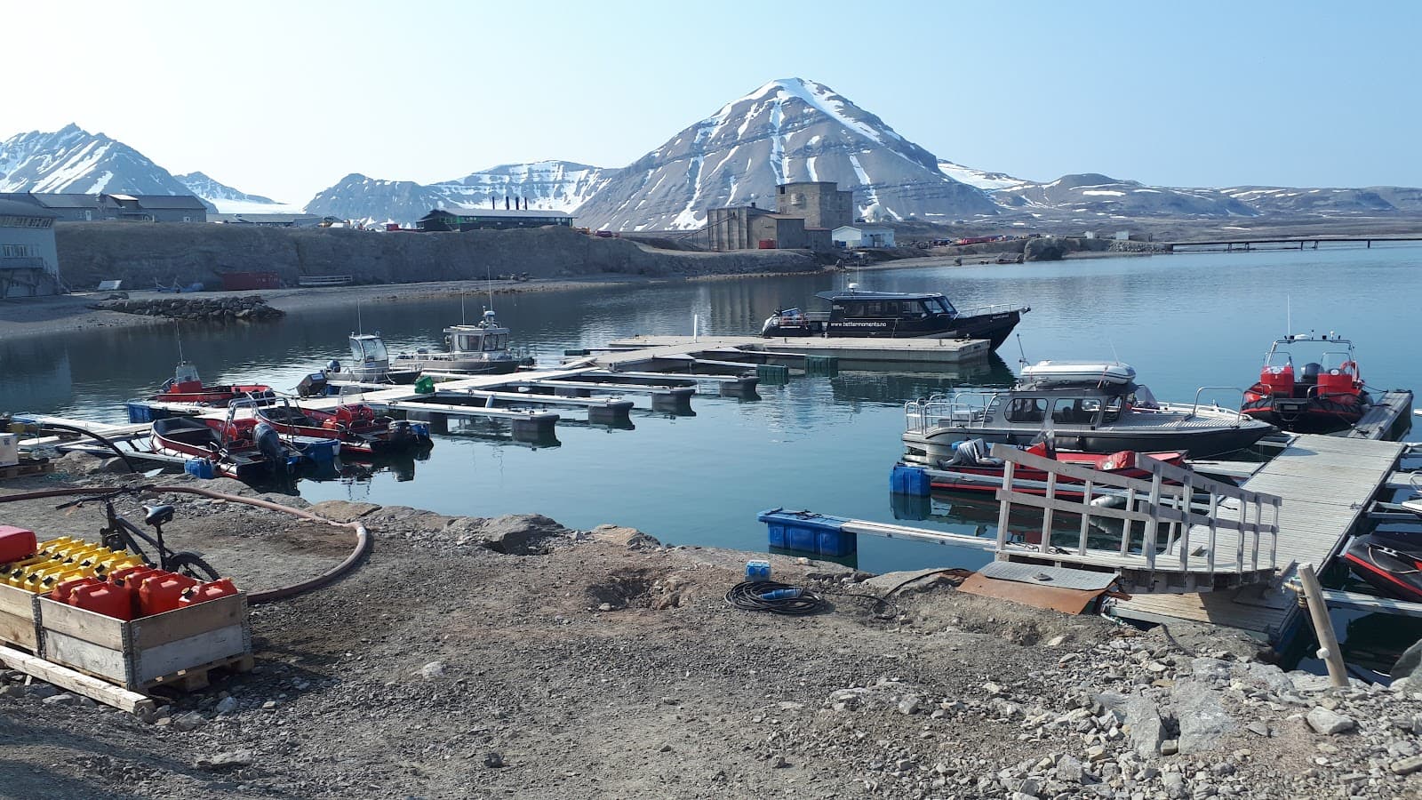 Ny-Ålesund - Image 1
