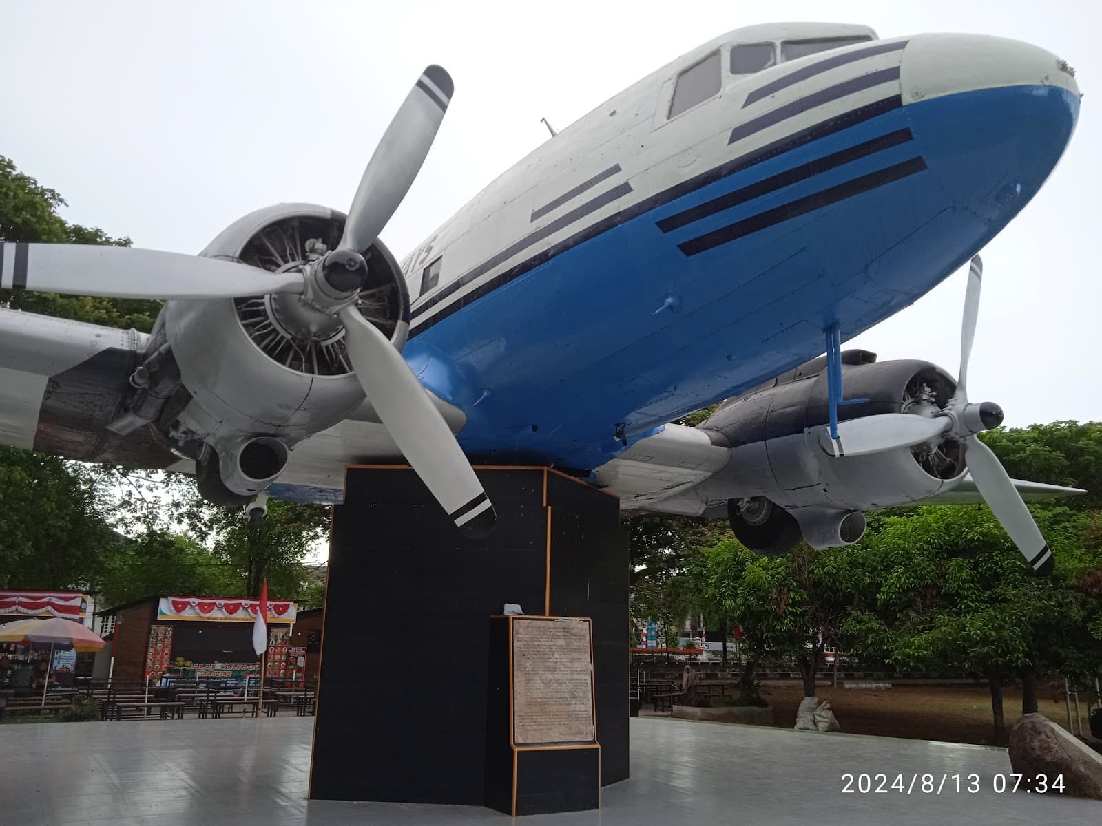 Seulawah RI-001 Monument - Image 1