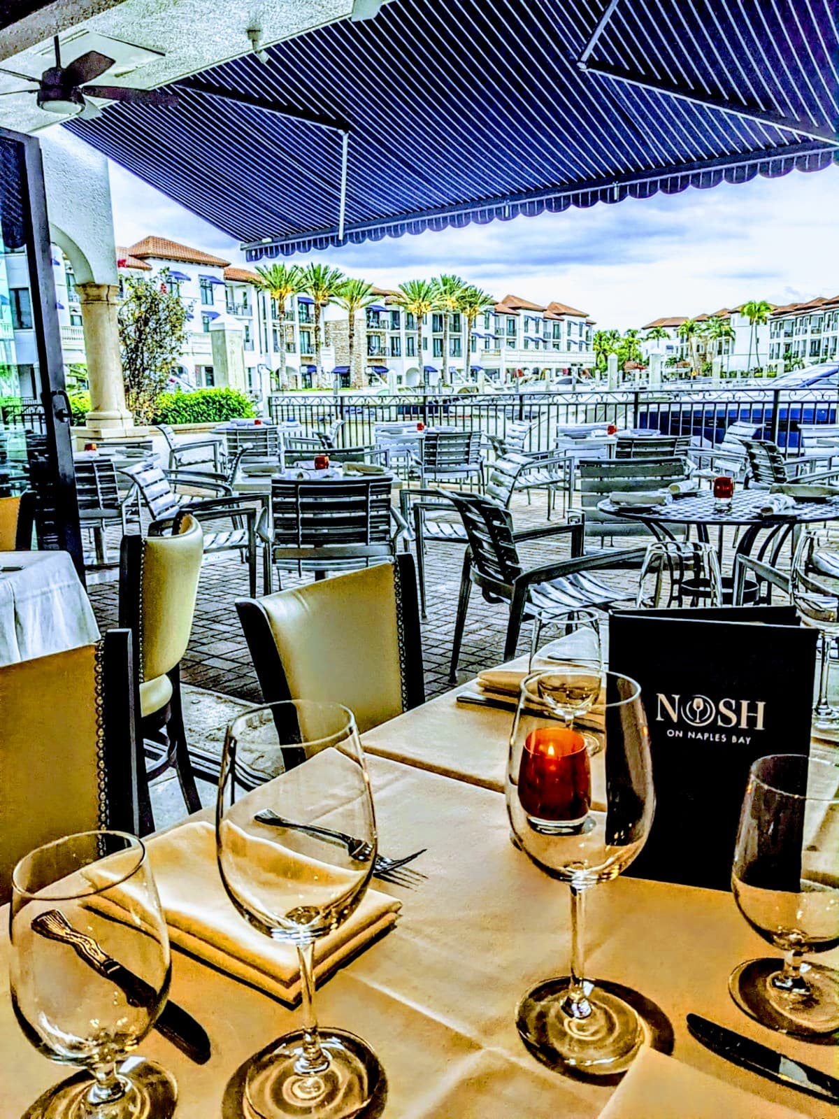 Nosh on Naples Bay - Image 1