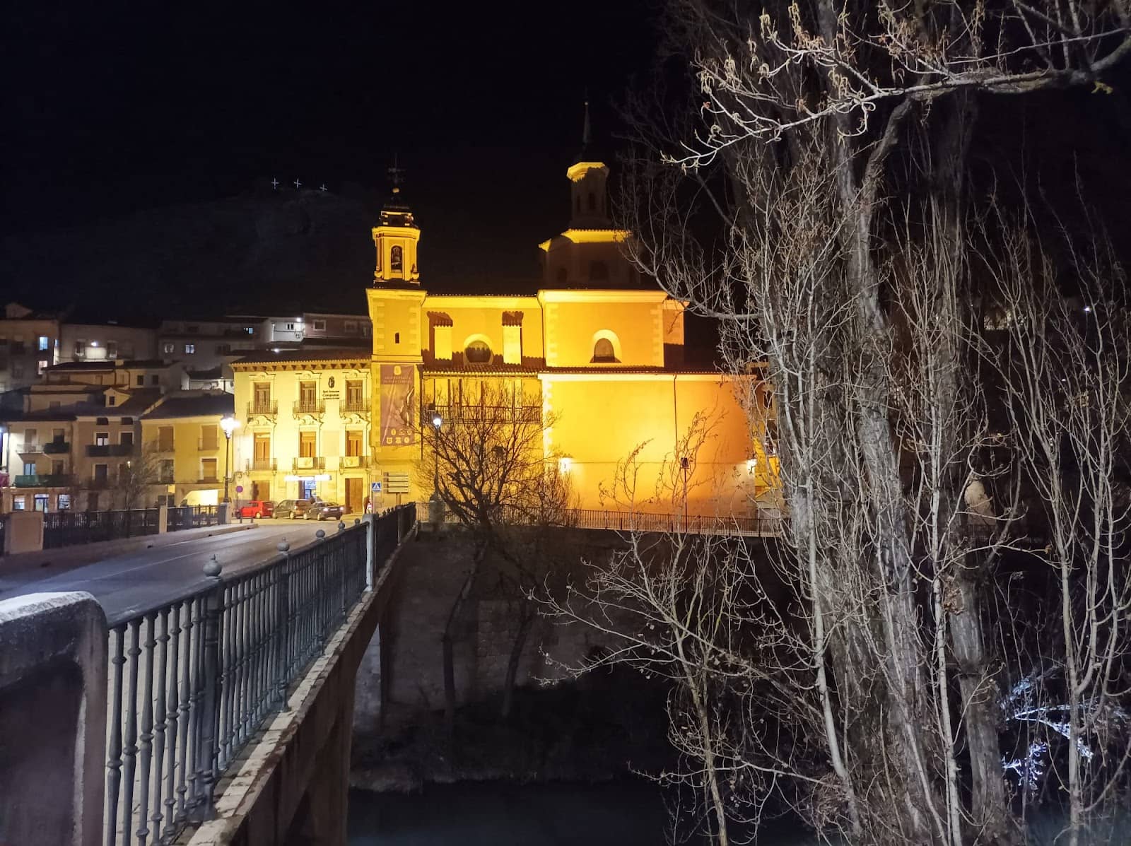 Puente Roto (Broken Bridge)