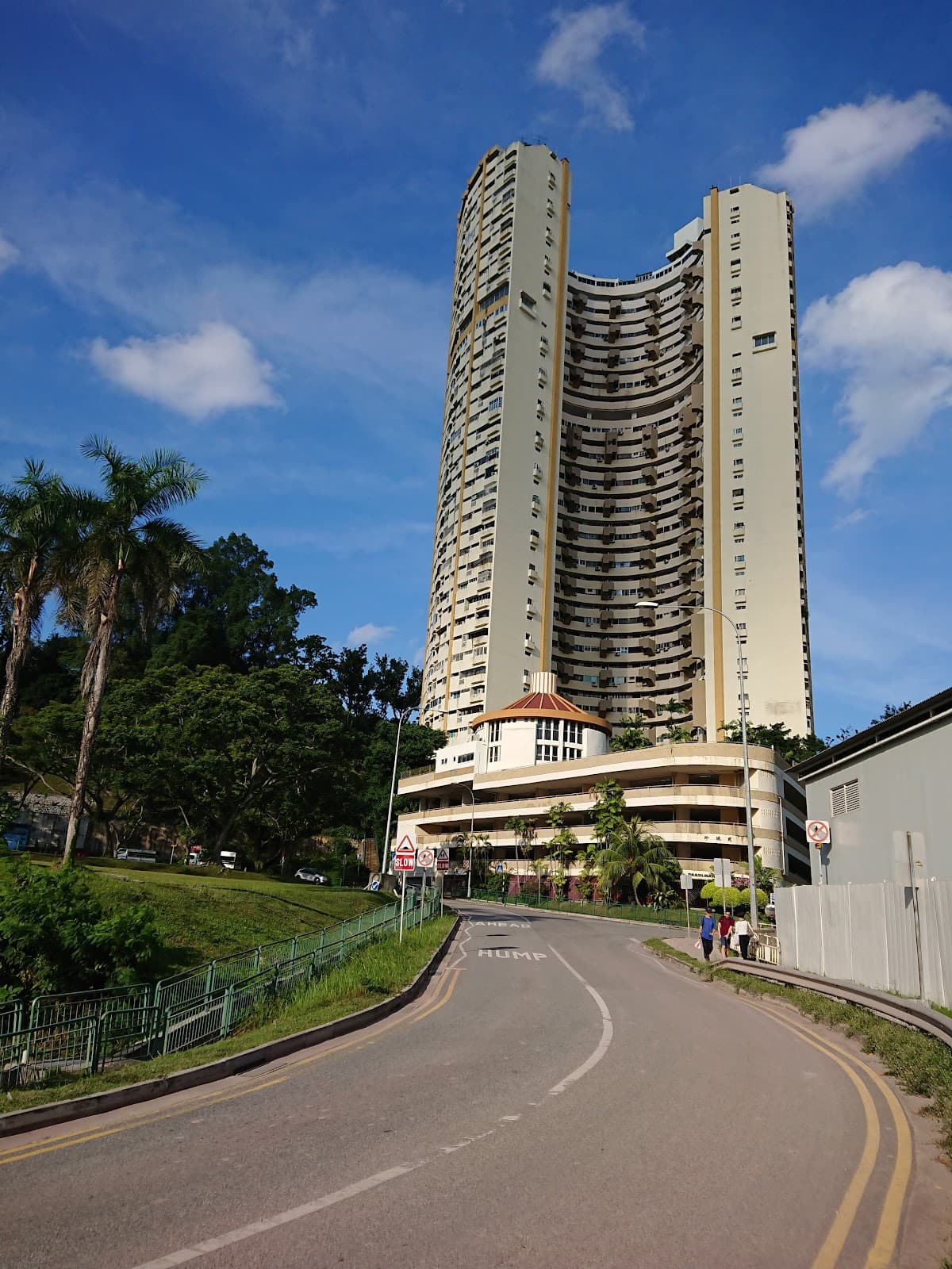 1 Pearl Bank - Image 1