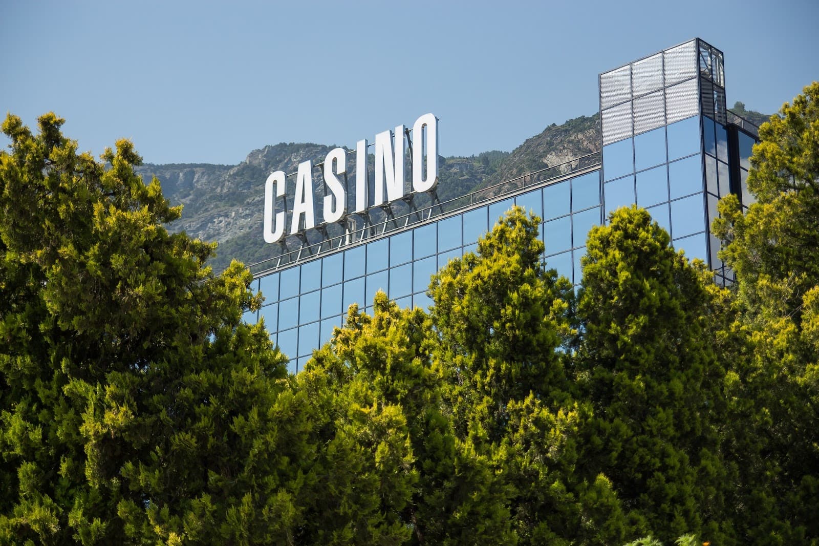 Saint-Vincent Spa and Casino - Image 1