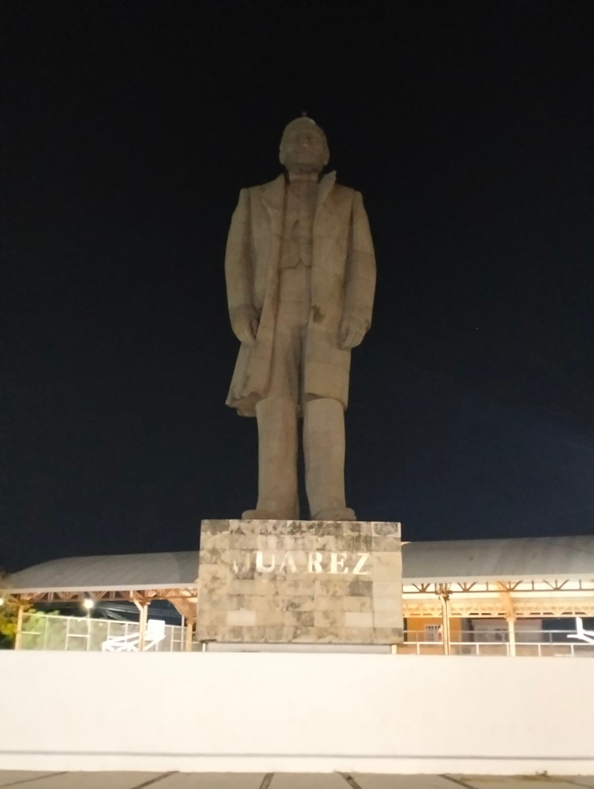 El Palomar Viewpoint - Image 1