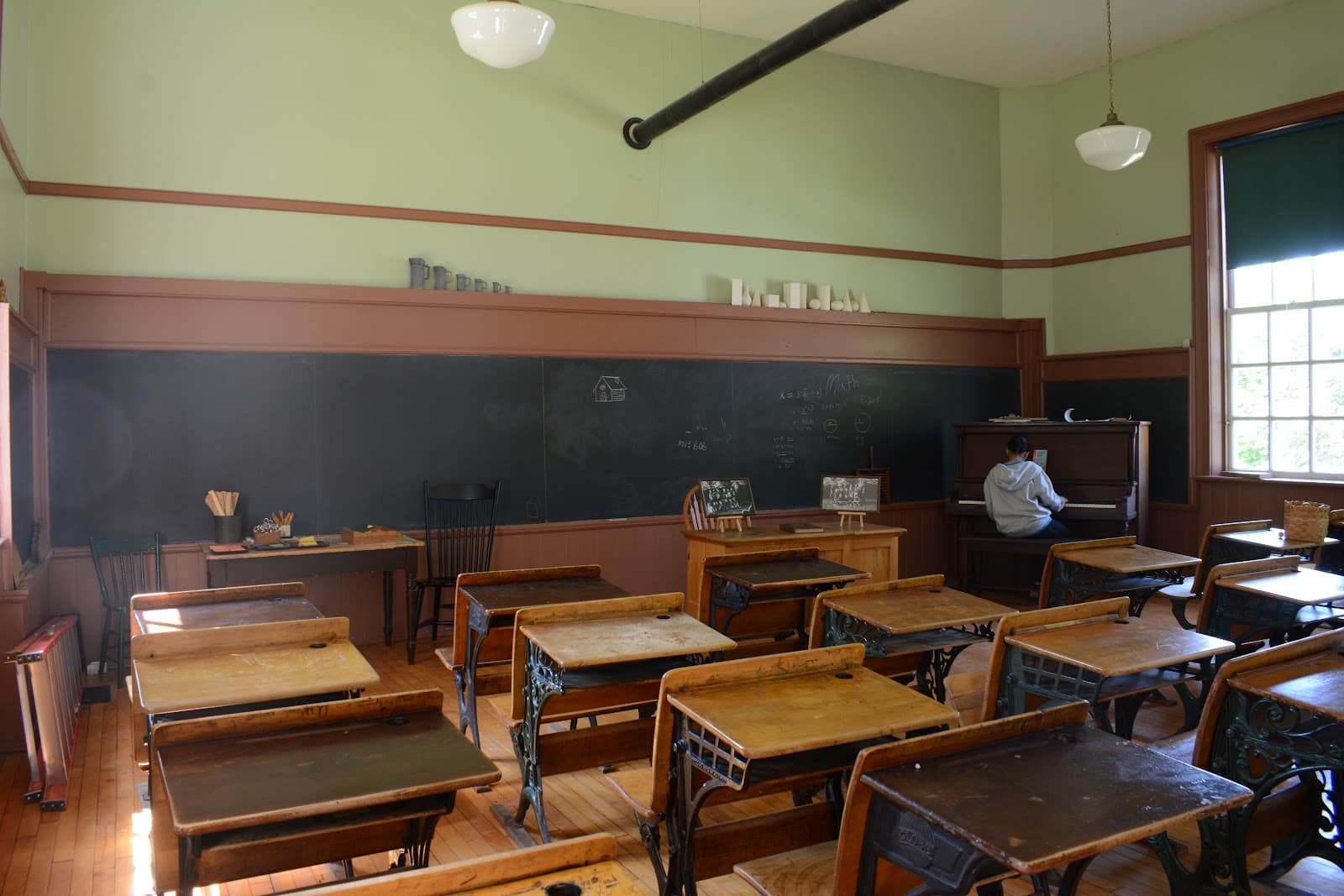 Zion Schoolhouse - Image 1