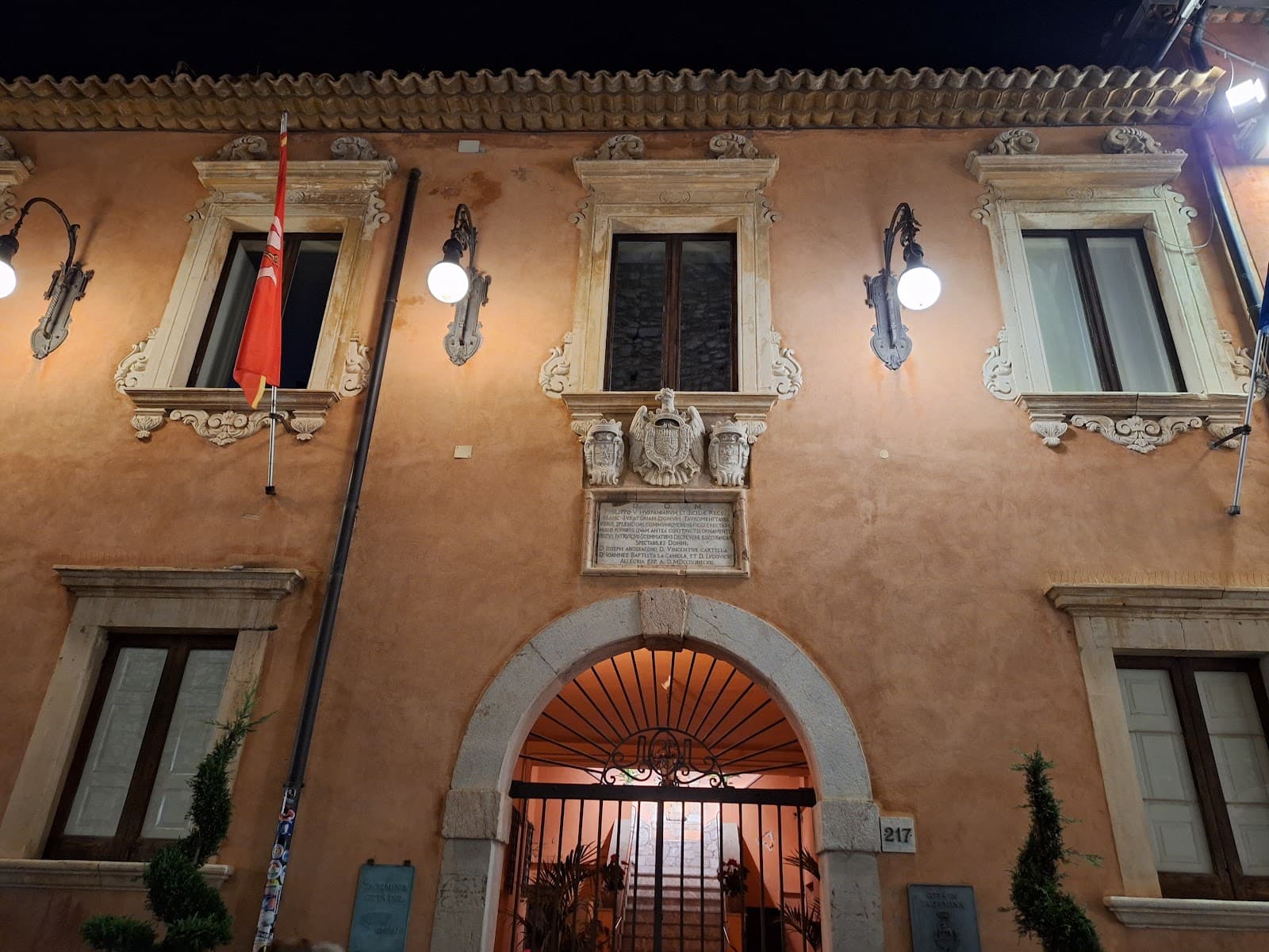 Palazzo dei Giurati Town Hall - Image 1