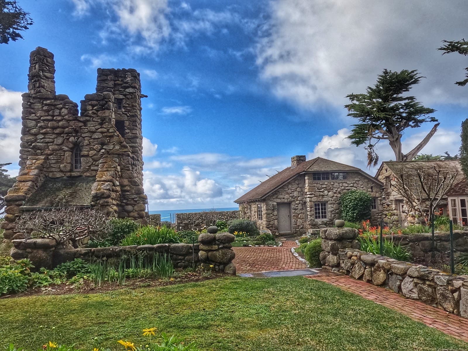 Tor House and Hawk Tower - Image 1