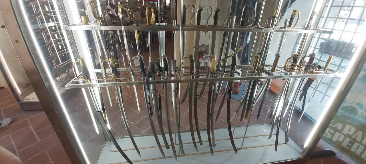 Five Days of Milan Flyers