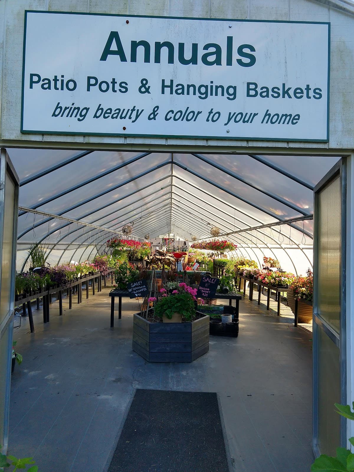 White Flower Farm - Image 1