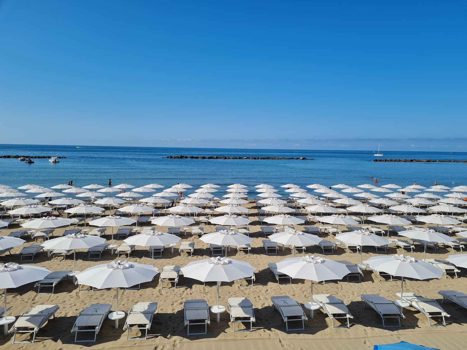 Spiaggia di Santa Marinella - Image 1