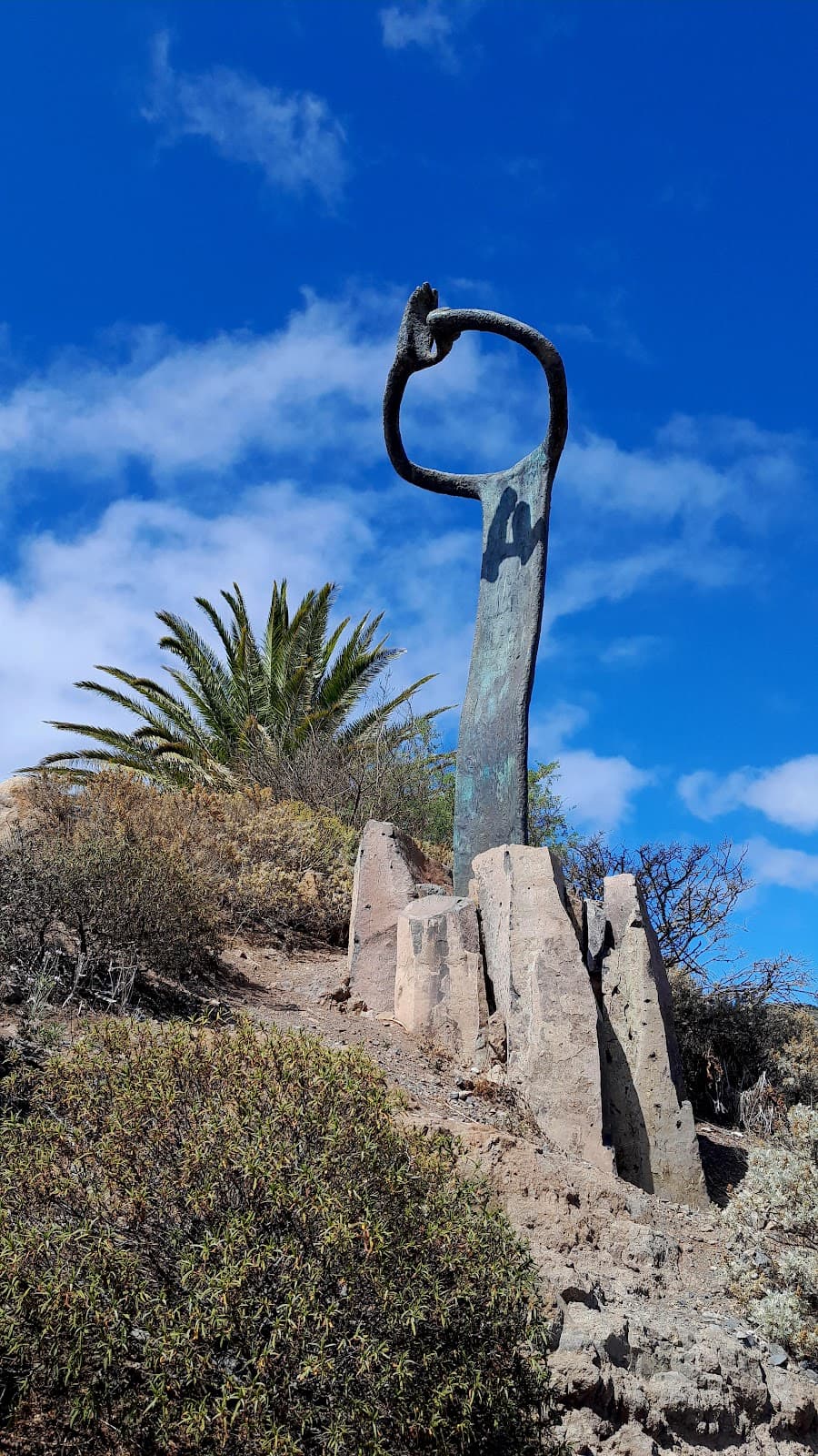 Monumento al Silbo Gomero (Mirador de Igualero) - Image 1
