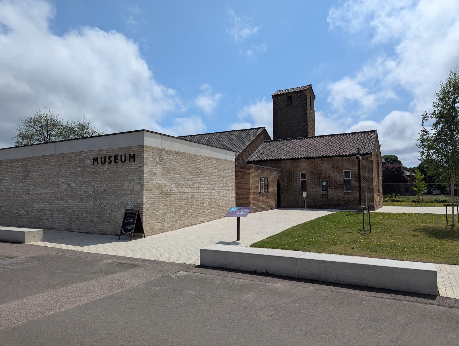 Biggin Hill Memorial Museum - Image 1