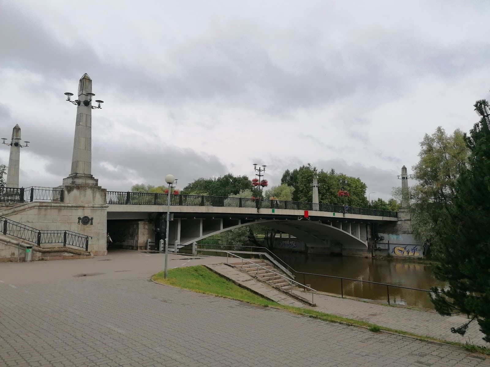 Võidu Bridge - Image 1