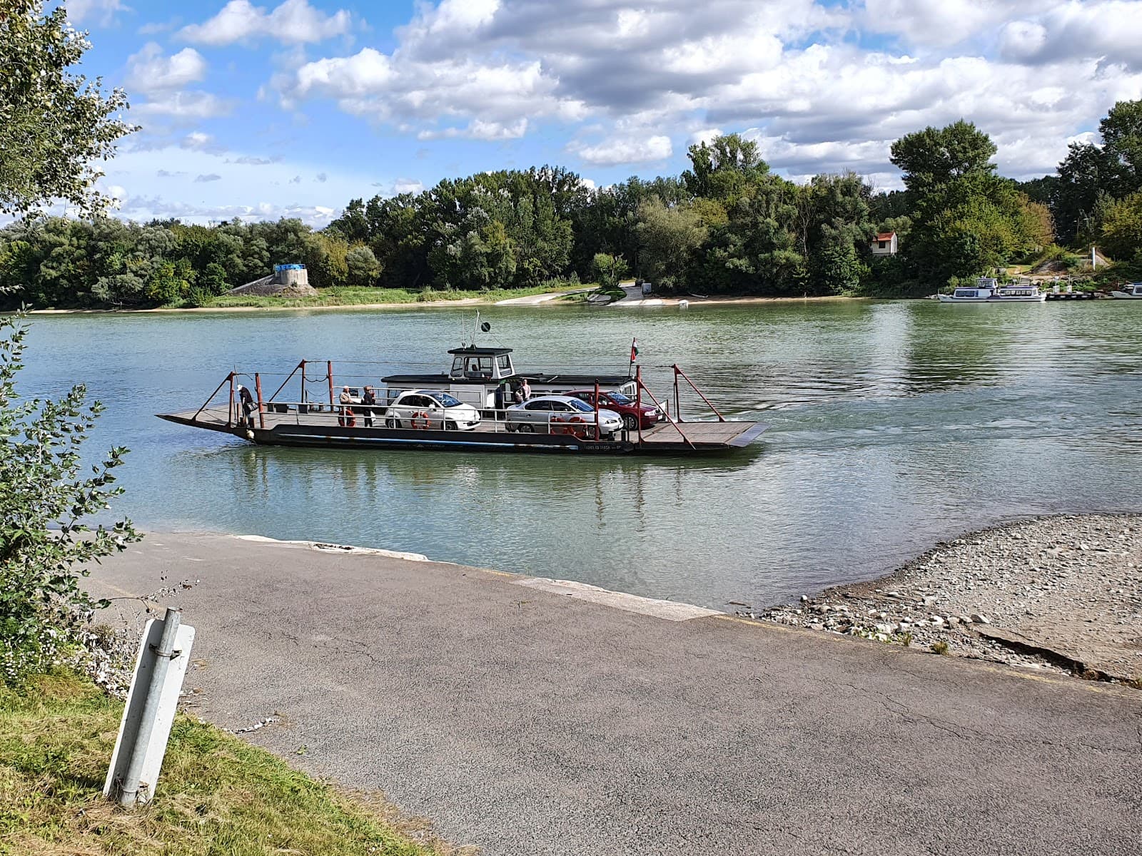 Szentendre–Szigetmonostor Ferry - Image 1