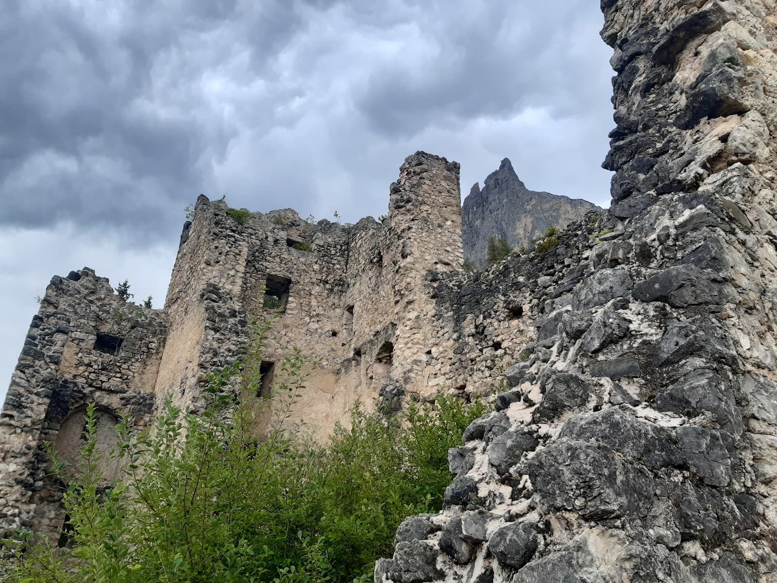 Hauenstein Castle Ruins - Image 1