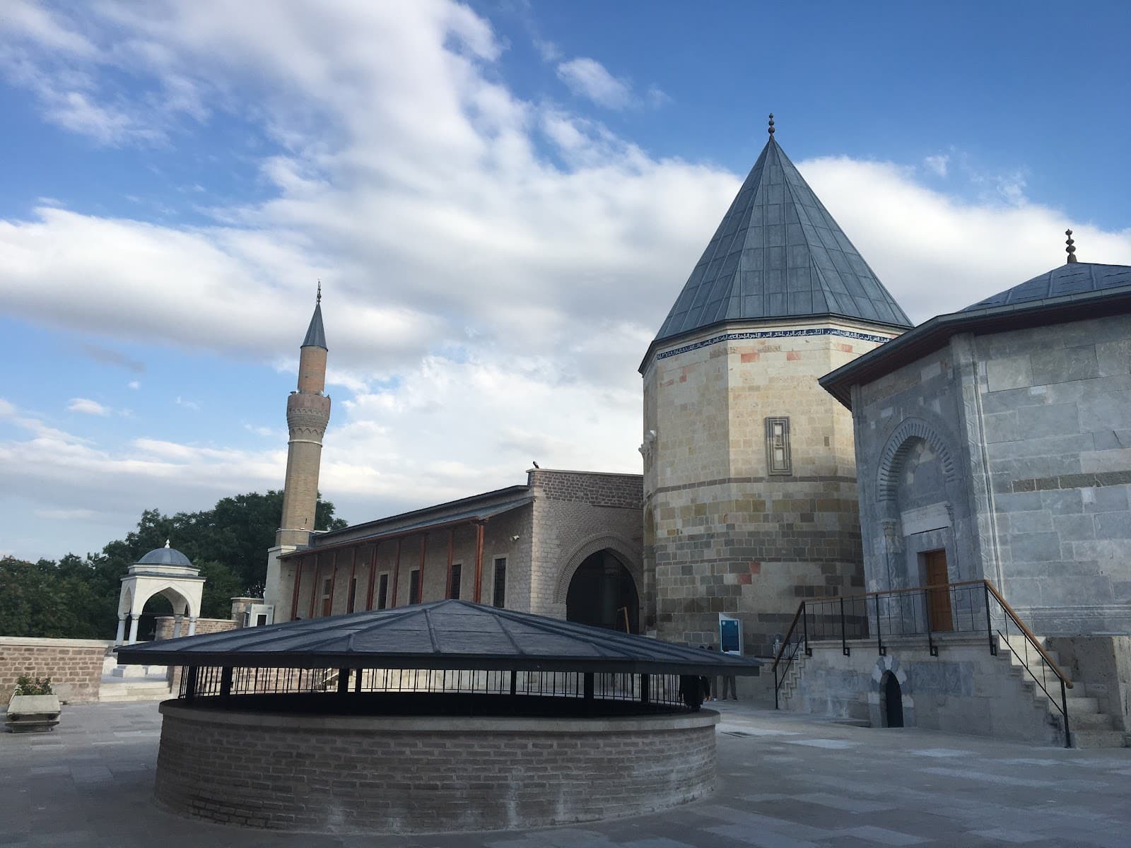Alaeddin Mosque Konya - Image 1