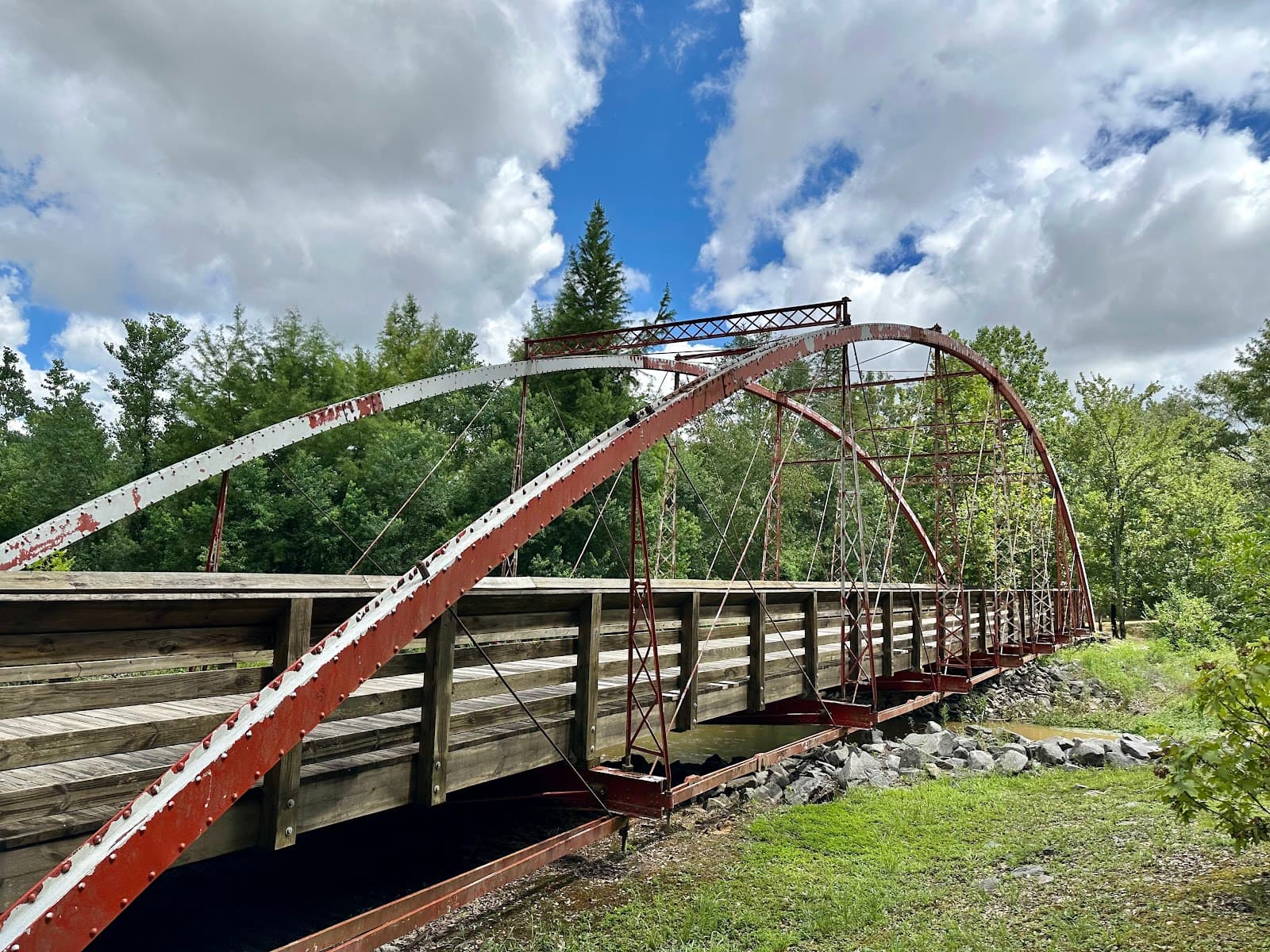 Van de Graaff Park & Arboretum - Image 1