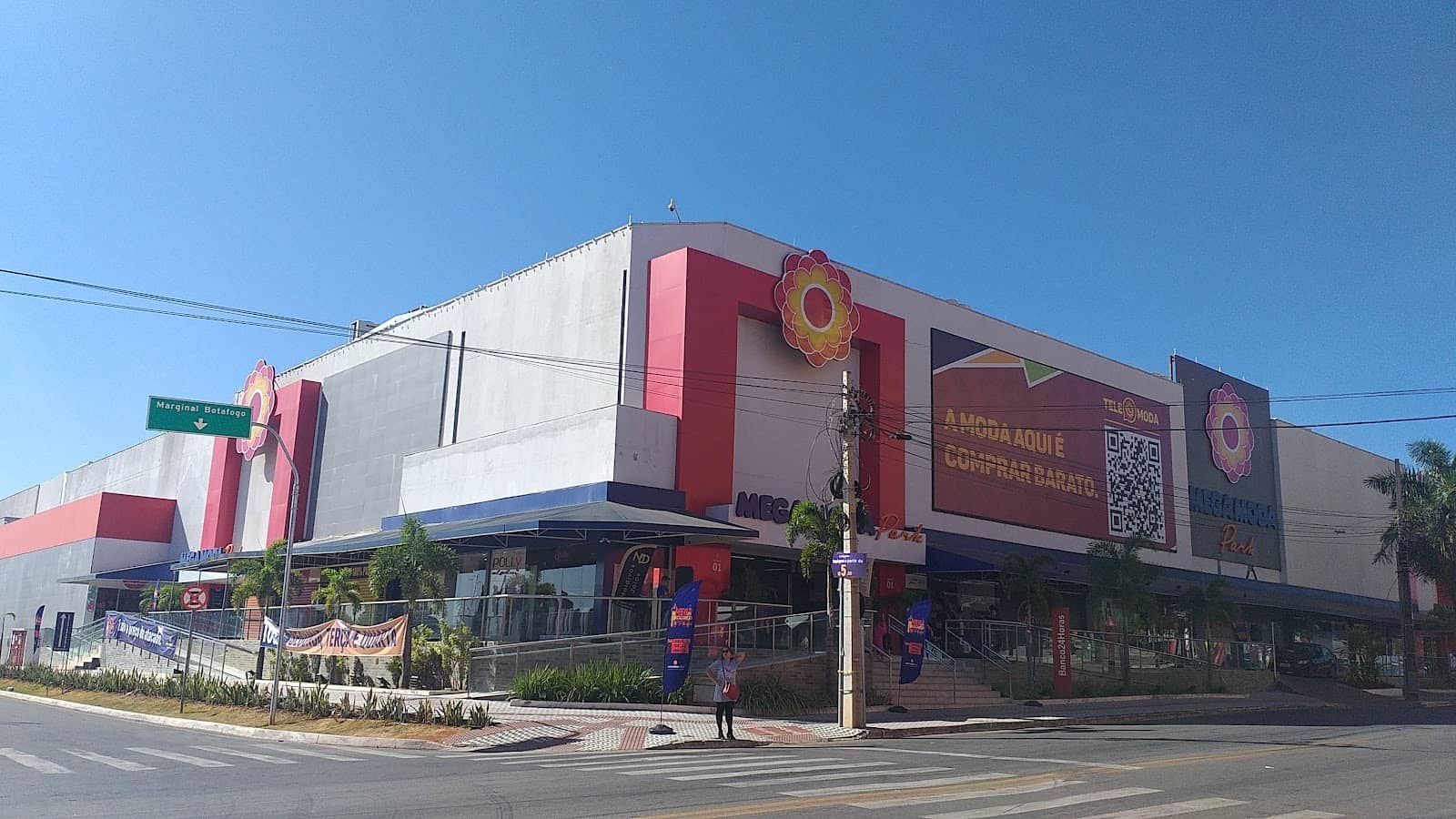 Boutique Fashion Deals