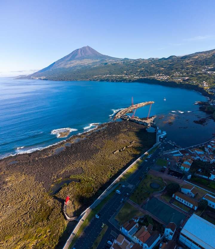 Lajes do Pico Waterfront - Image 1