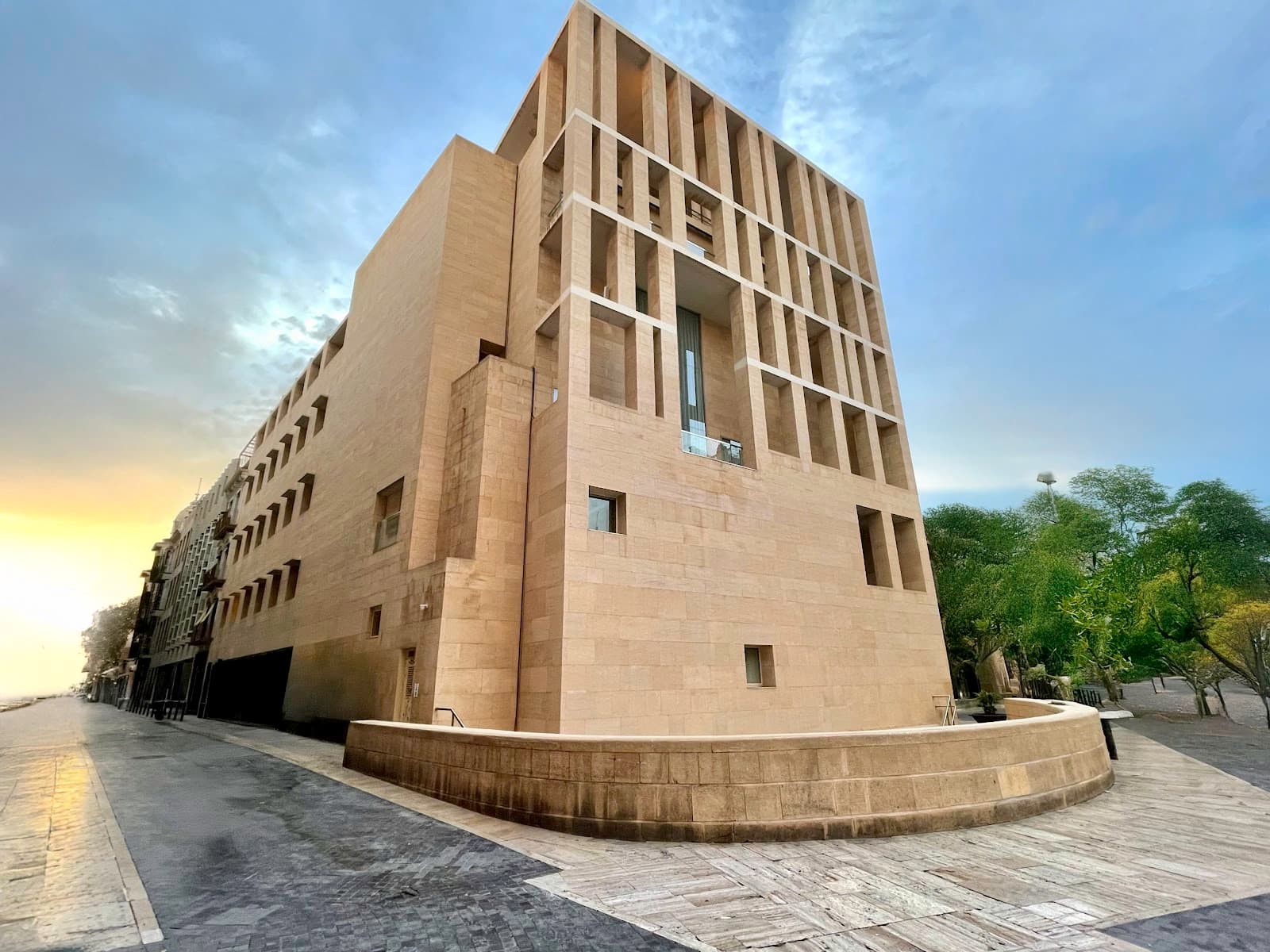 City Hall Moneo Building - Image 1