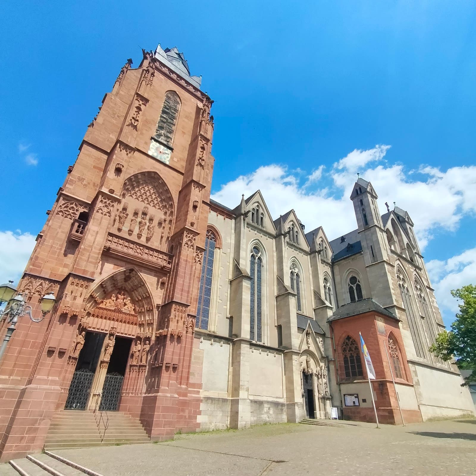 Wetzlar Cathedral - Image 1